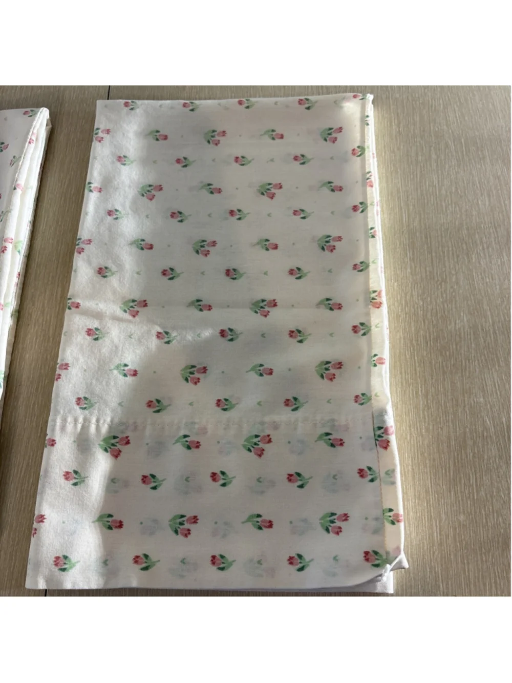 Vtg J P & Steven’s Cotton Pink Tulip Pillow Cases 1177